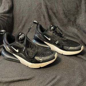 Womens Nike Air Max 270 size 8.5